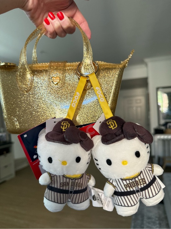 Hello Kitty Accessories - Hello Kitty San Diego Padres Mini Plush Keychain/Bag Charm Set